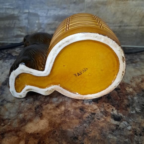 Vintage Armbee San Francisco Bear and Beehive Honey Jar - Picture 4 of 5